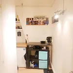 Charming studio in a trendy neighborhood